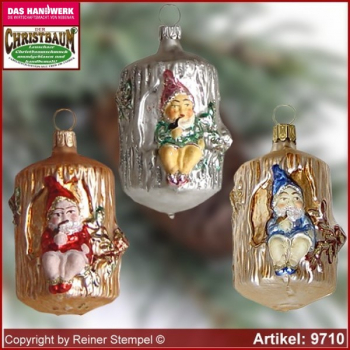 Christmas tree ornaments dwarf in the tree trunk glass figure glass shape Collectible glass from Lauscha Thüringen.